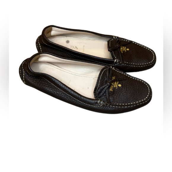 Authentic Prada Women’s pebbled leather bow driving loafers size 35 - Picture 1 of 5